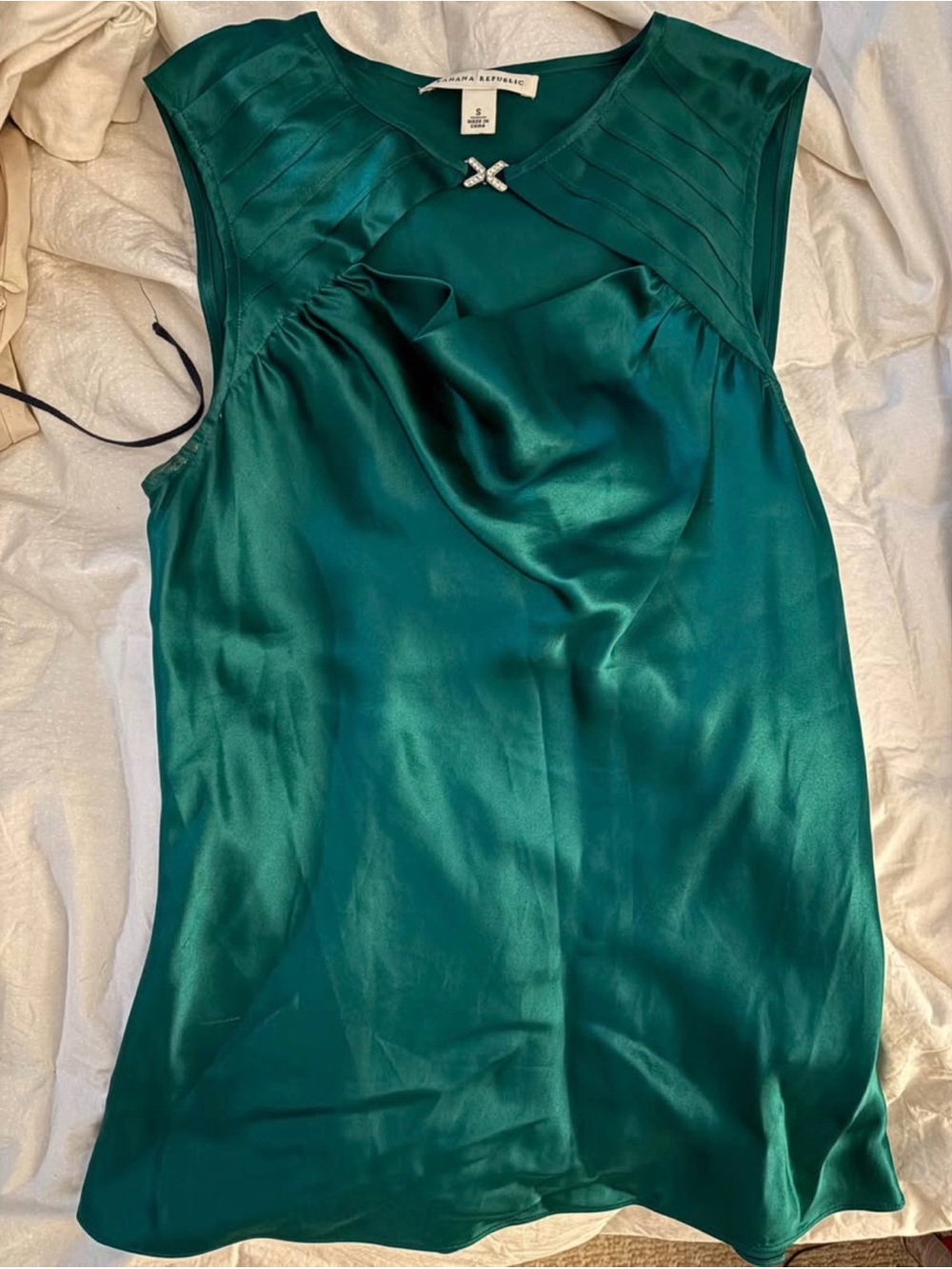 Banana Republic Emerald Green Sleeveless Silk Top